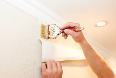 Pose de papier peint à Branges — revêtements muraux et toiles de verre
